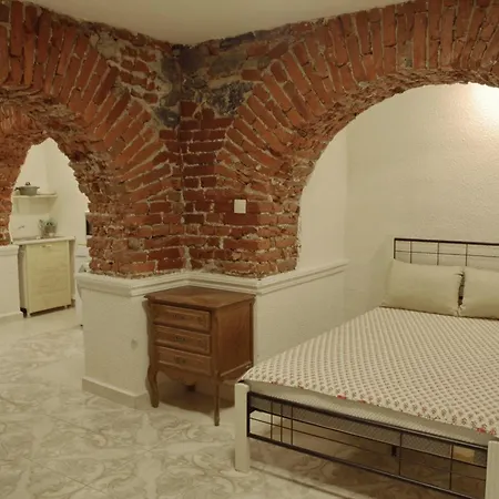 您好索非亚旅馆