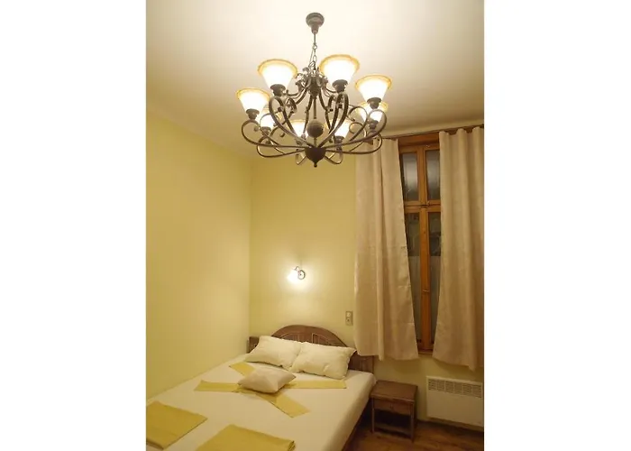 Hello Πανσιόν